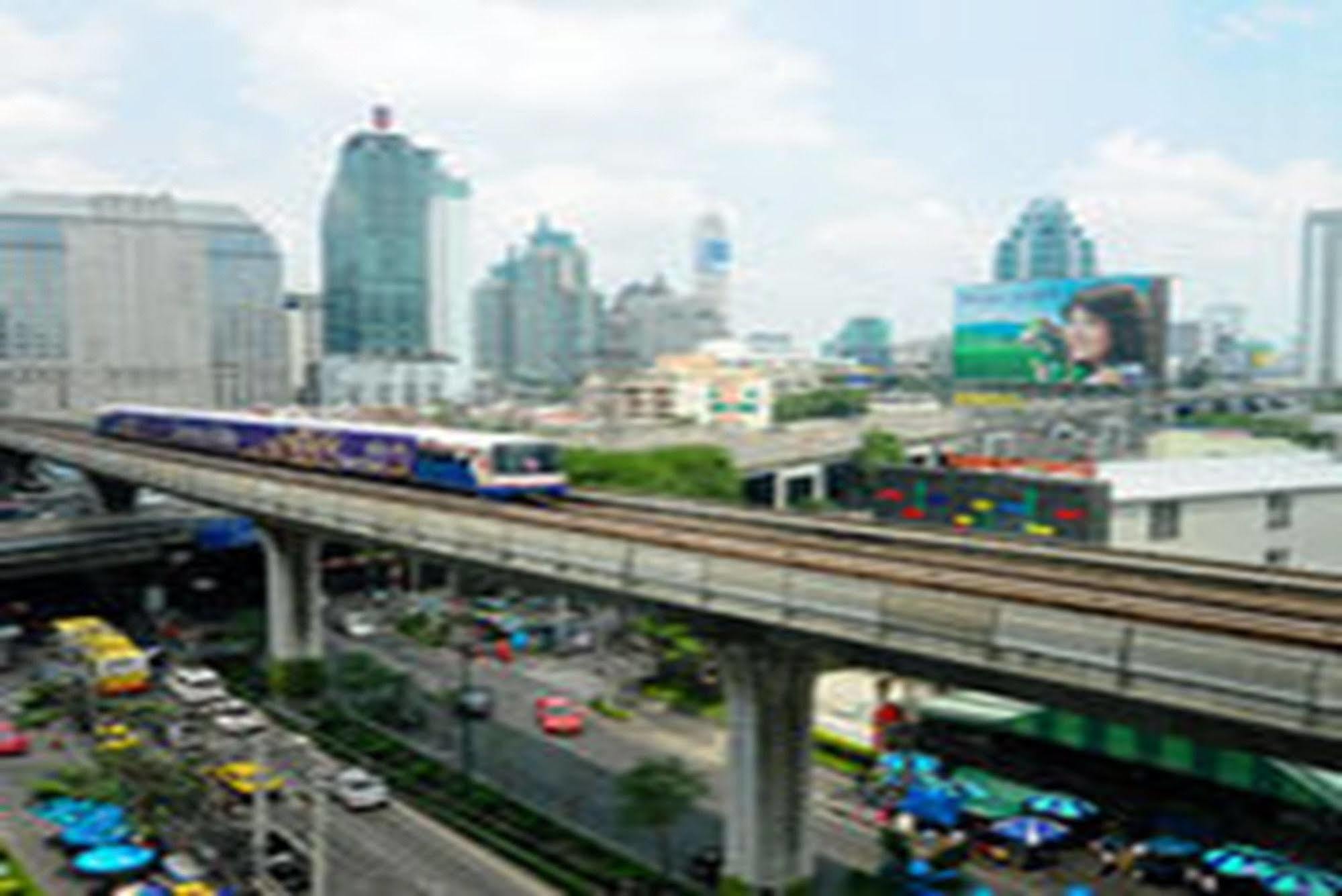 Legacy Hotel Bangkok Sukhumvit Extérieur photo
